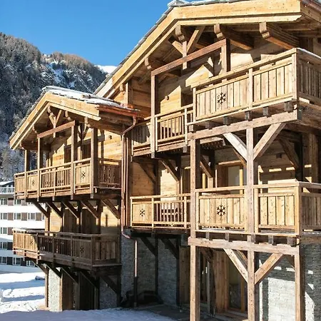 Polaris 1 006 - Luxe & Lift 6 Pers Zinal