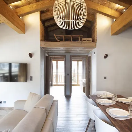 Polaris 1 006 - Luxe & Lift 6 Pers Zinal